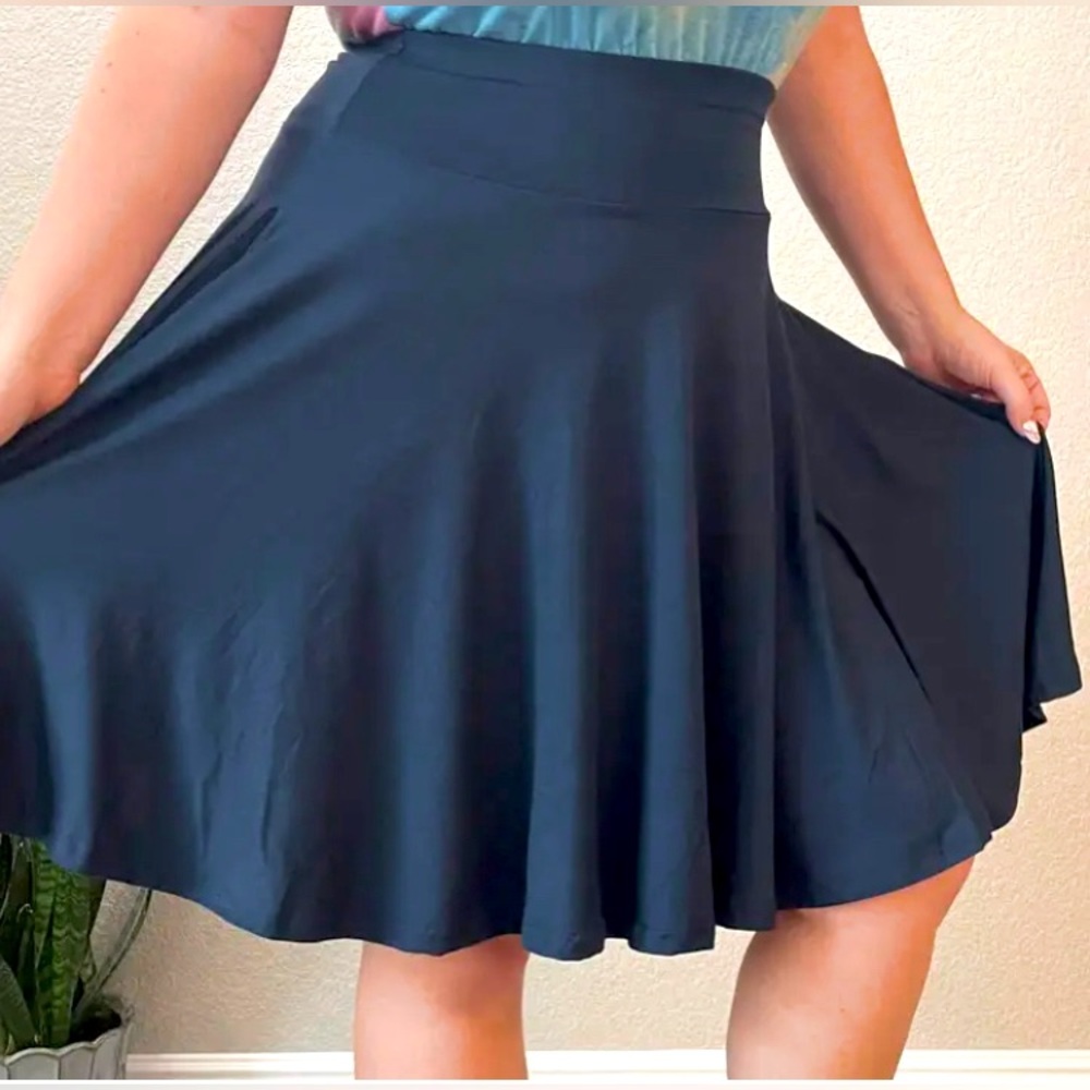 Chic Black Y2K Skirt for Women 1X